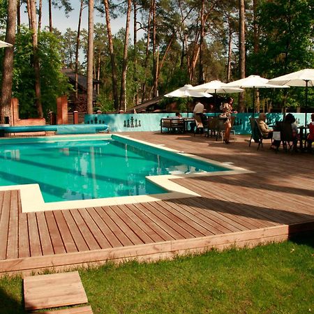 Viktoria Park Hotel Bucha Eksteriør billede