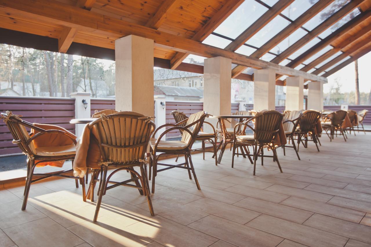 Viktoria Park Hotel Bucha Eksteriør billede